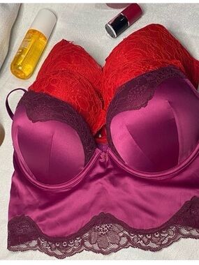 3 Victoria's Secret push up bra